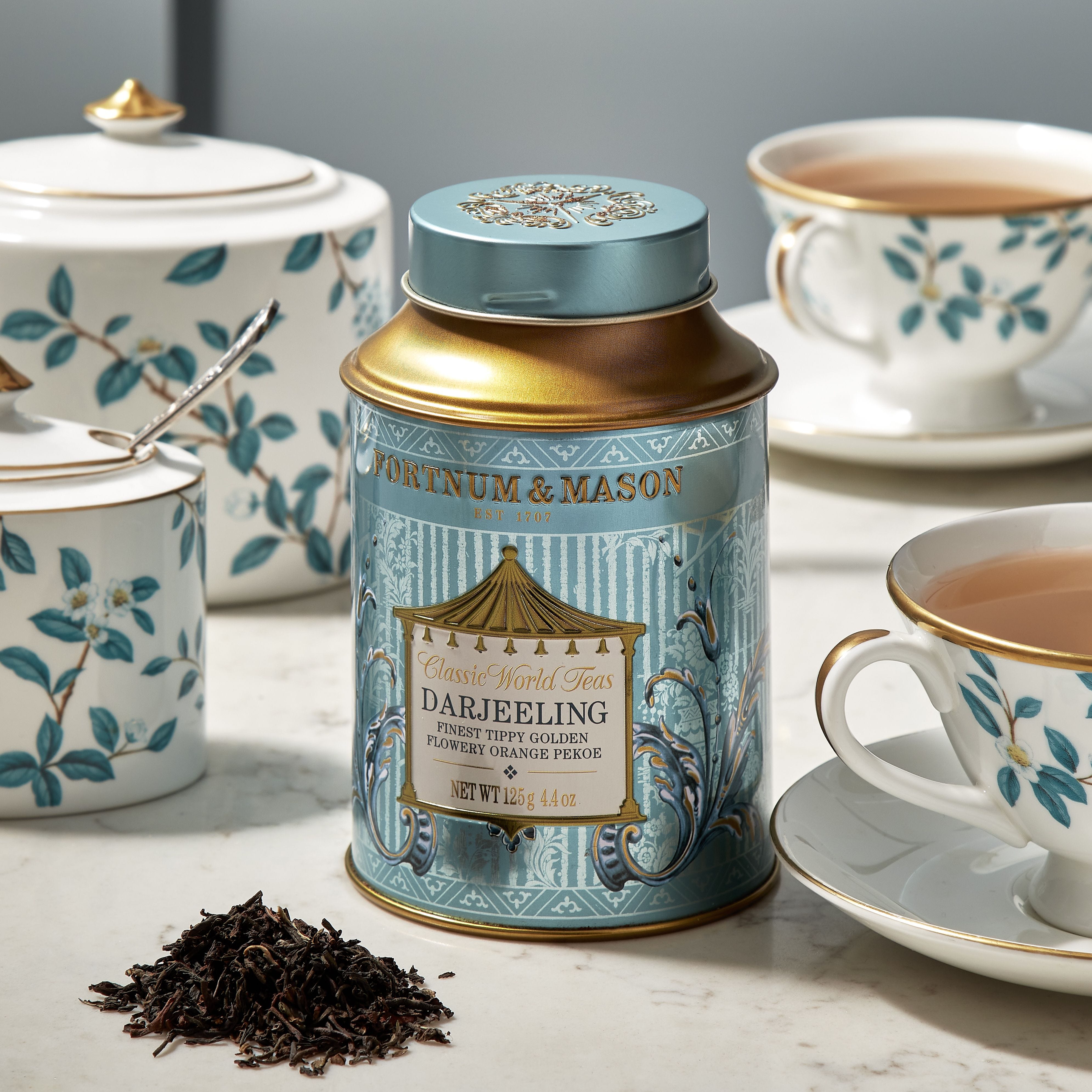 Darjeeling FTGFOP loose leaf tea tin 125g - British product