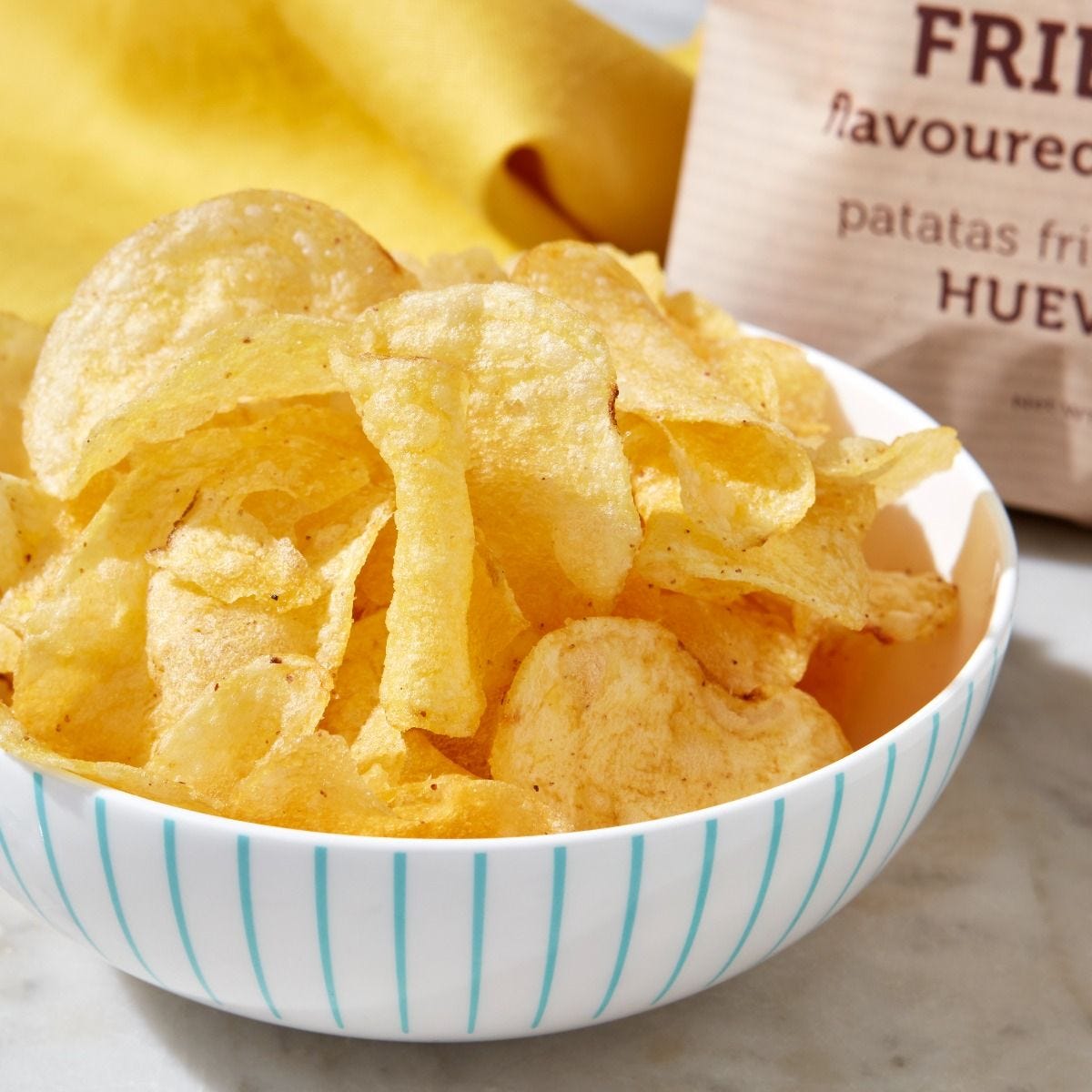 Torres fried egg crisps 125g, imported from the UK
