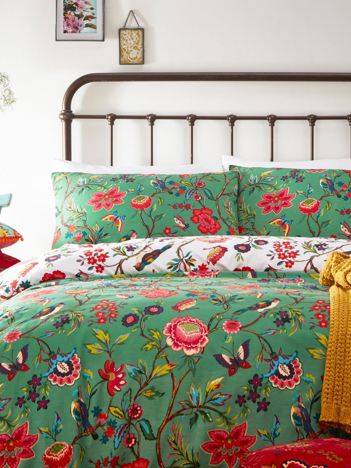 Furn Green Reversible Floral Duvet Cover and Pillowcase Set