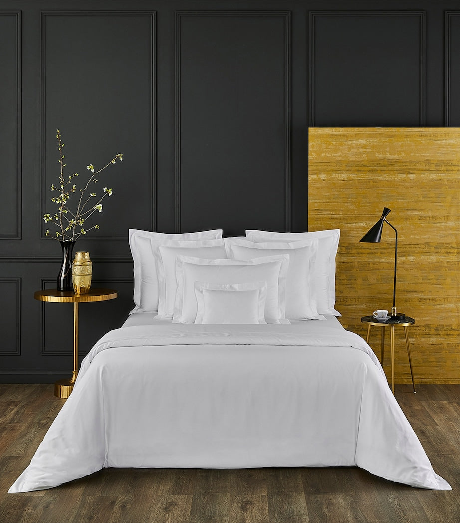 Yves Delorme Triomphe Super King duvet cover 260cm x 220cm (British brand)