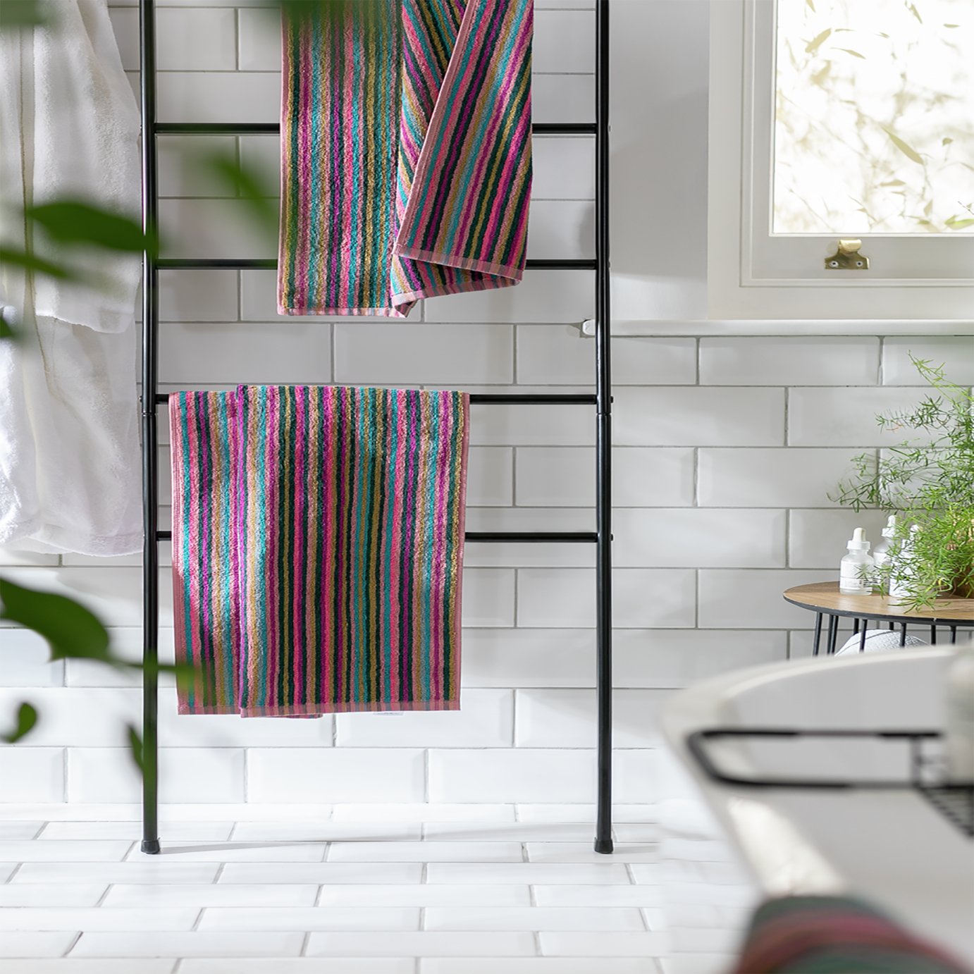 Habitat Bright Stripe Multicoloured hand towel 90x50cm, UK version