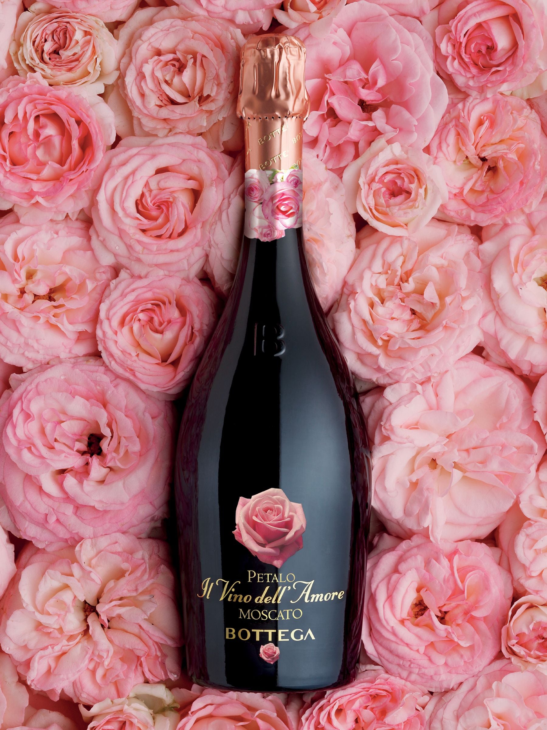 Bottega Petalo Sparkling Moscato scented rose petal gift set 750ml, UK version