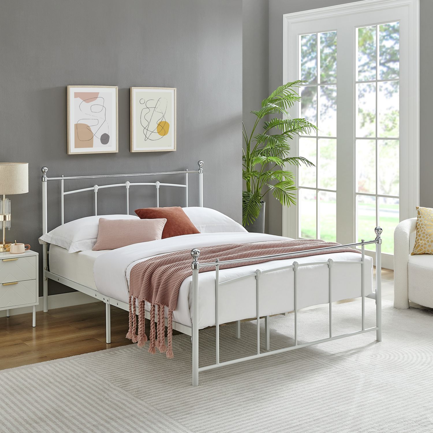 Argos Home Yani kingsize white metal bed frame - British product
