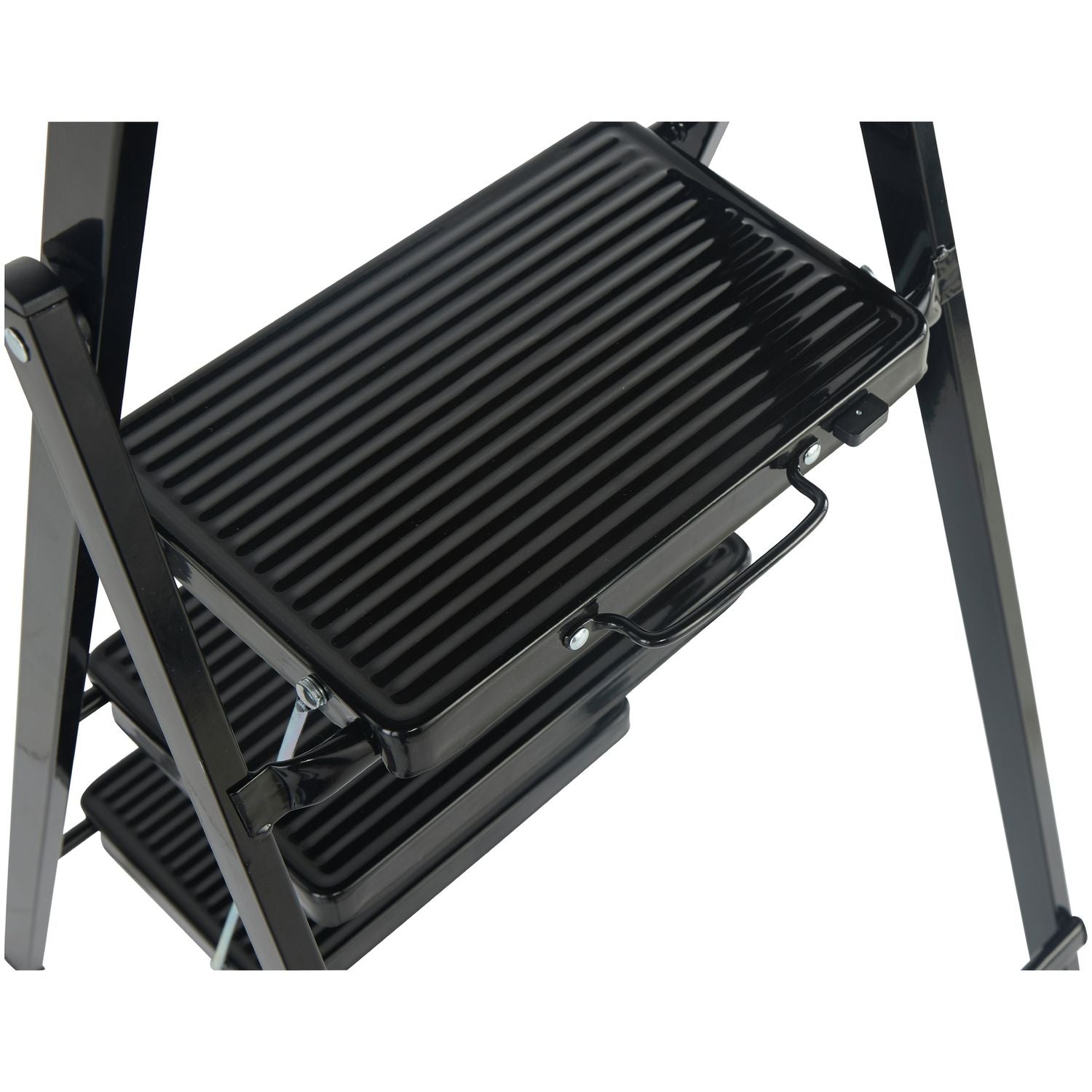 Werner 3 Tread Step Ladder with Tray, imported from the UK