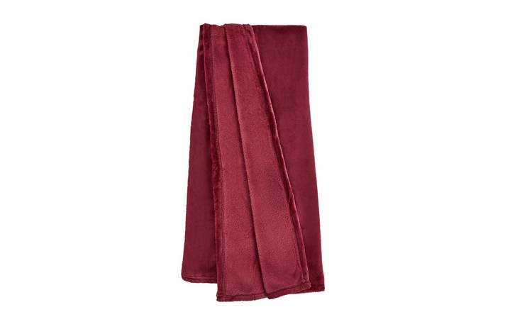 Argos Home fleece throw berry 125x150cm, imported from the UK