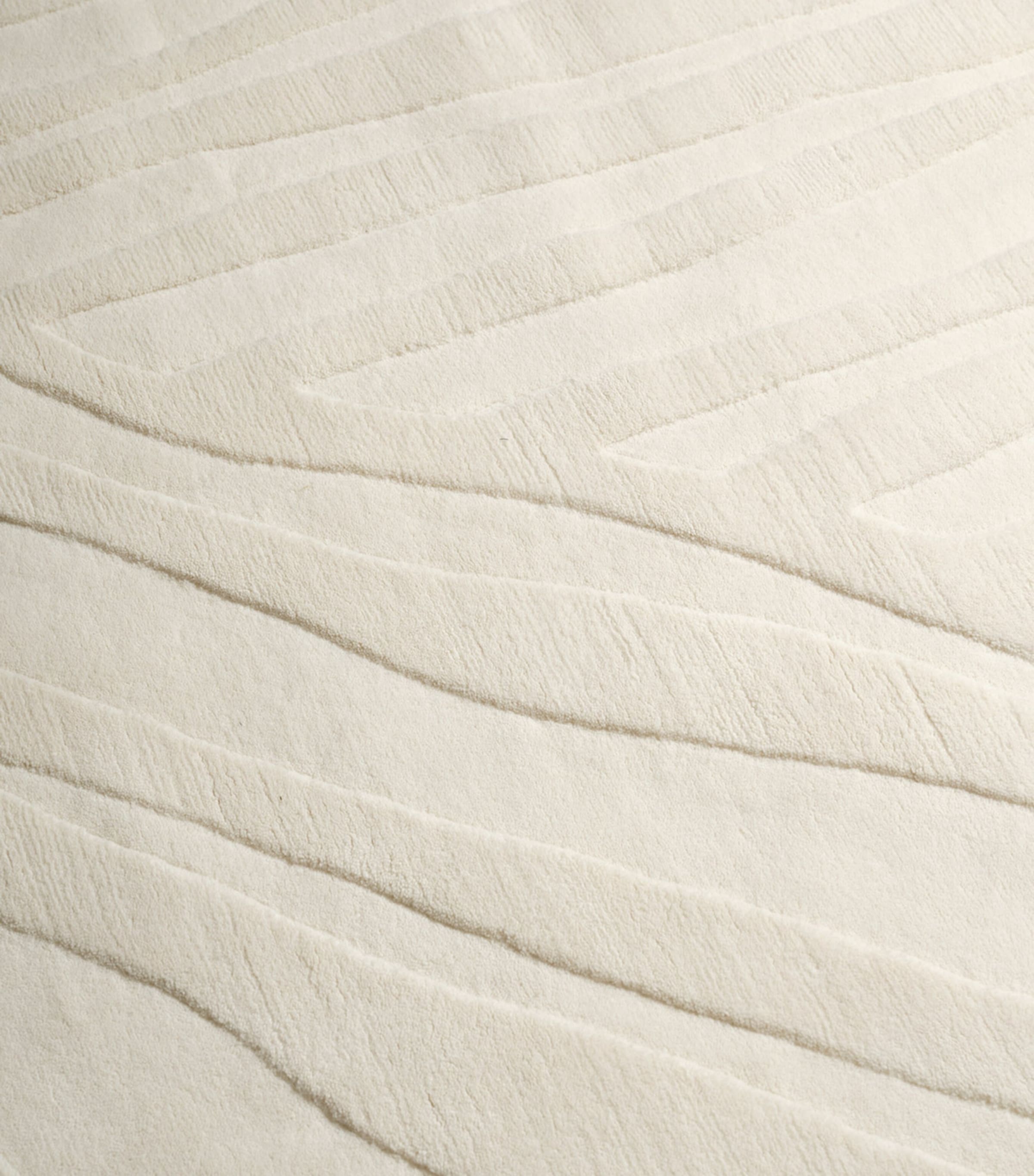 The Rug Company Ariso Pearl rug 2.74m x 1.83m (British brand)
