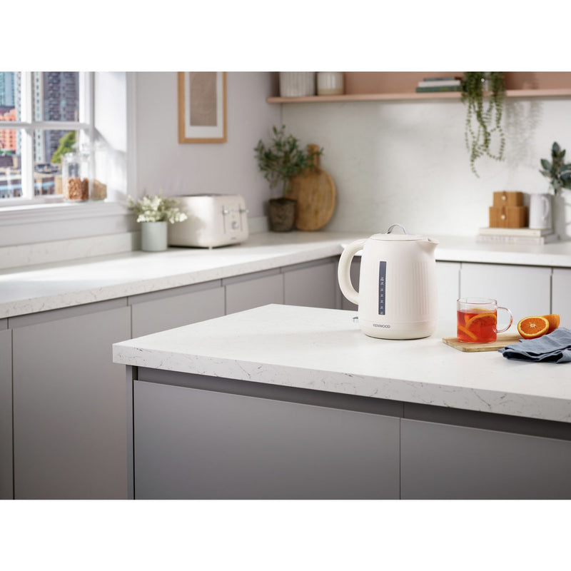 Kenwood Dawn Kettle 1.7 litre cream (British brand)