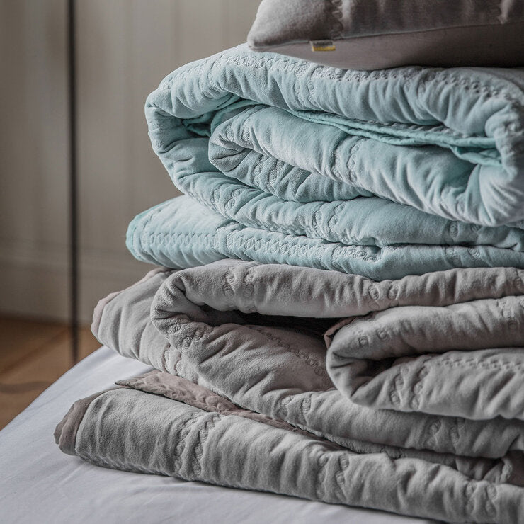 Gallery quilted cotton velvet bedspread grey (British brand)