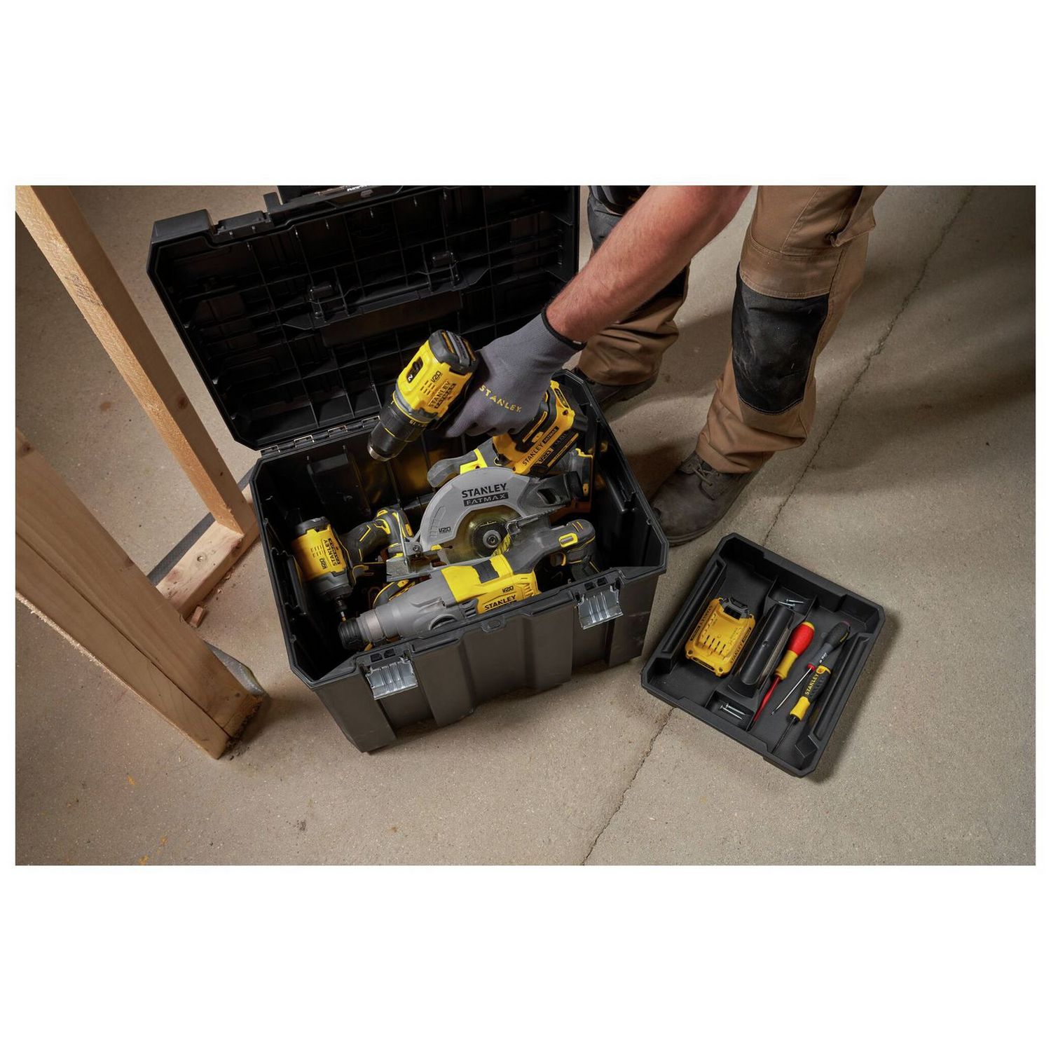 Stanley Fatmax Pro-Stack 20 inch Mobile Storage Box (British brand)