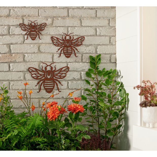 Set of three metal bee garden wall art, UK version