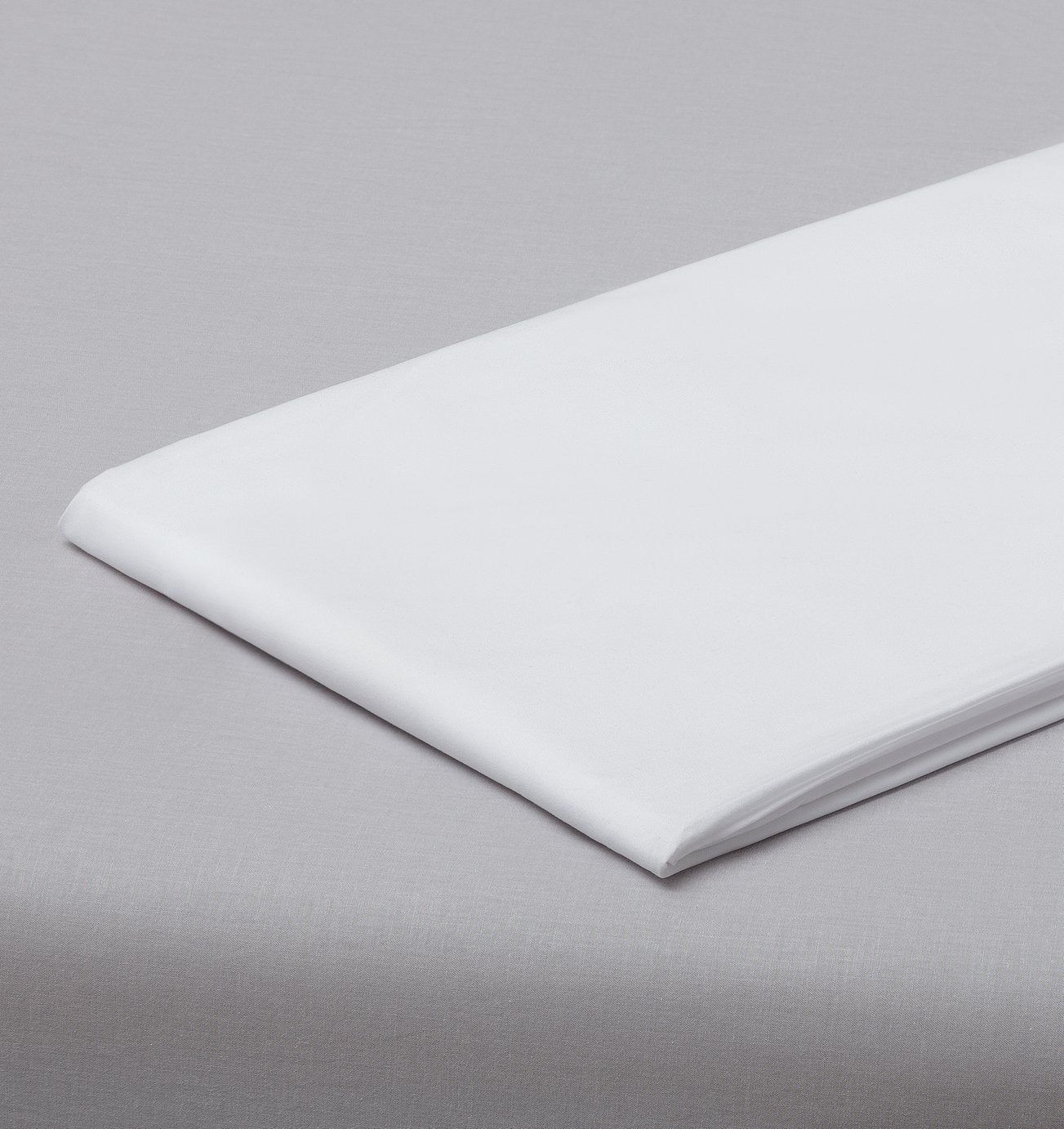 Silentnight Supersoft Plain White Fitted Sheet Kingsize (British brand)