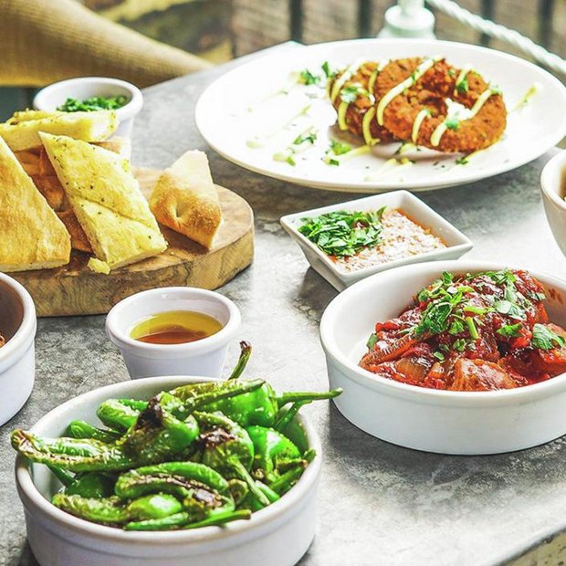 Buyagift Lets Dine Out gift voucher for two - British product