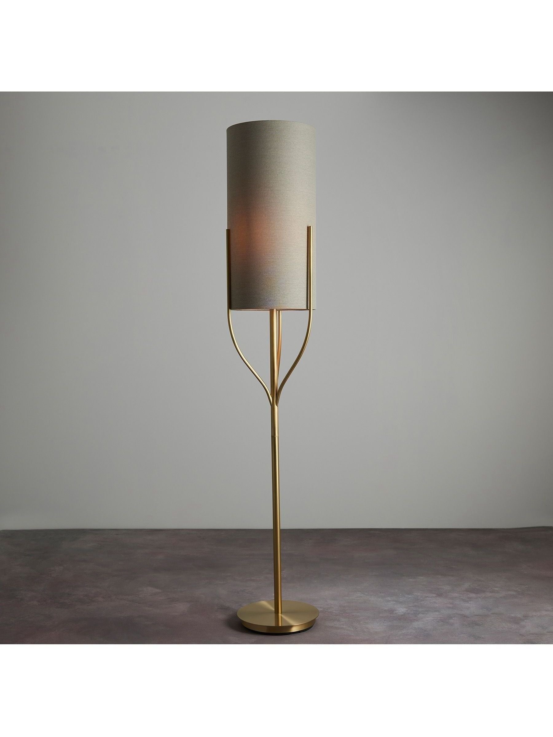 Gallery Home Nanaimo brass floor lamp - British product