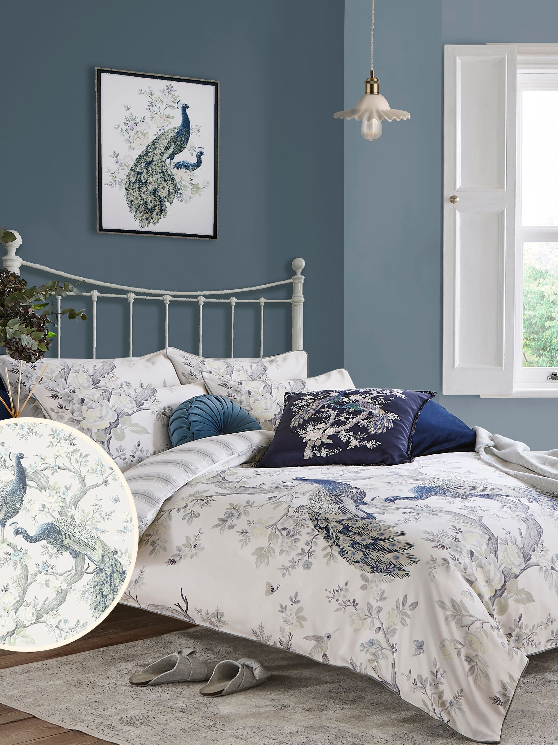 Laura Ashley Blue Midnight Belvedere duvet cover and pillowcase set, UK version
