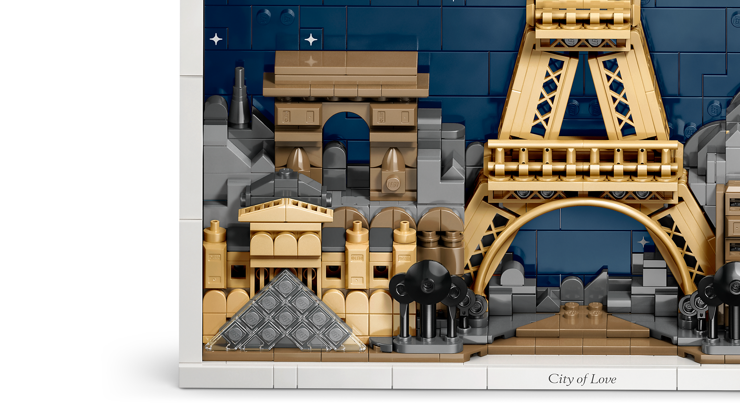 LEGO Architecture Paris City of Love set 958 pieces, UK version