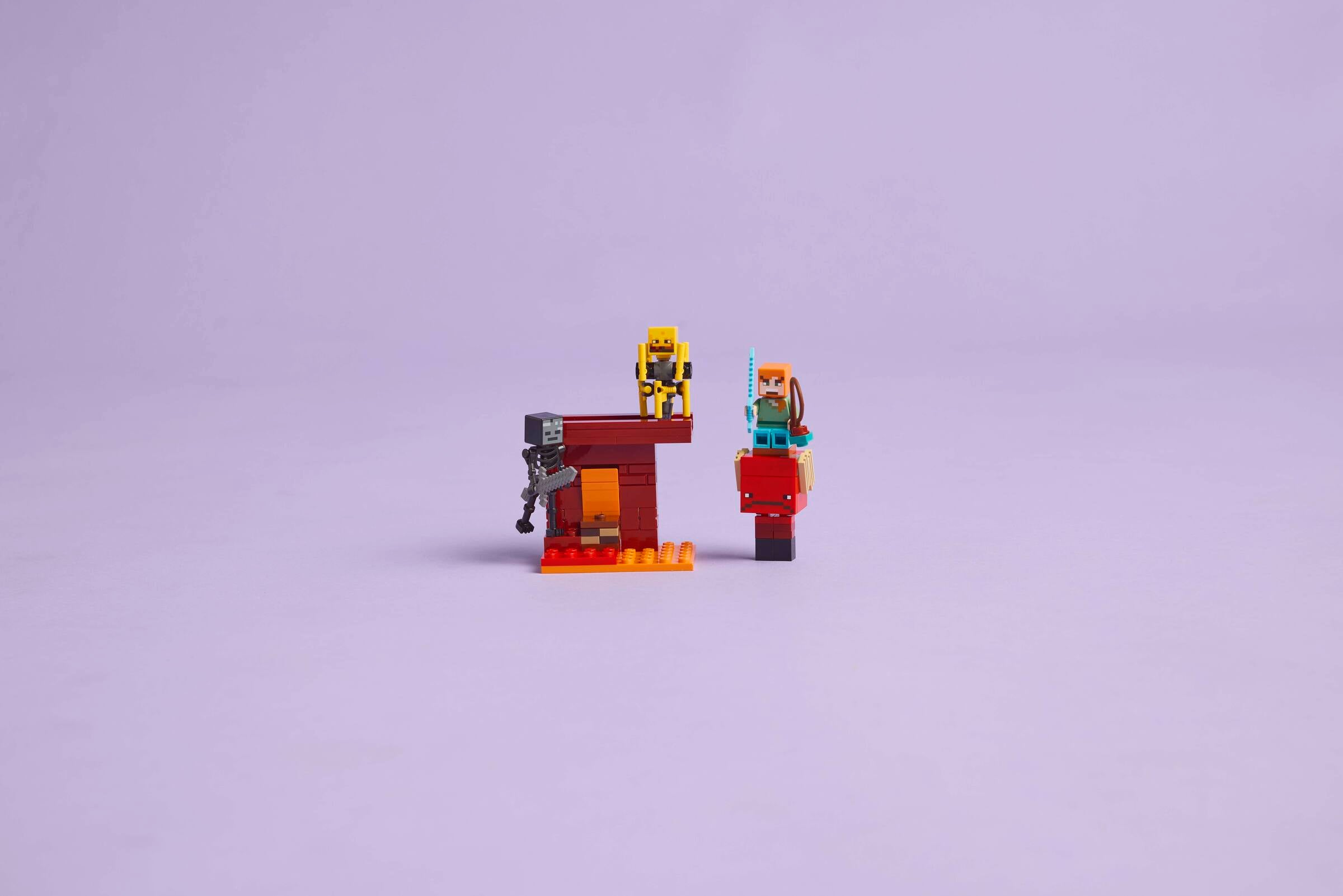 LEGO Minecraft Nether Lava Battle building set 99 pieces (British brand)