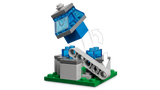 LEGO Minecraft Ghast Balloon Village Attack 555 pieces, imported from the UK