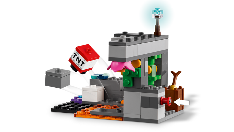 LEGO Minecraft The Warden Encounter 238 piece set, imported from the UK