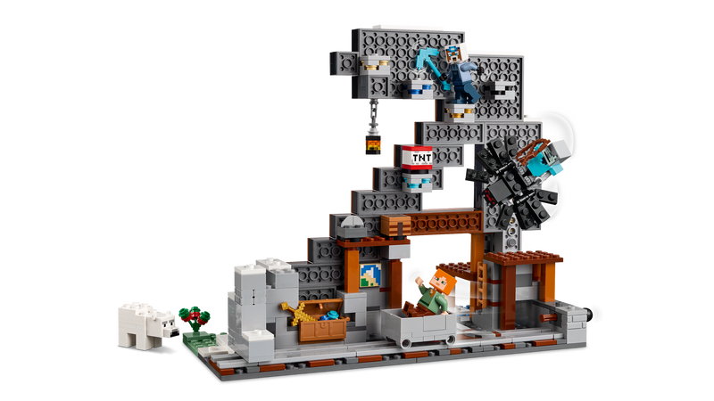 LEGO Minecraft Pickaxe Mine set 530 pieces (British brand)