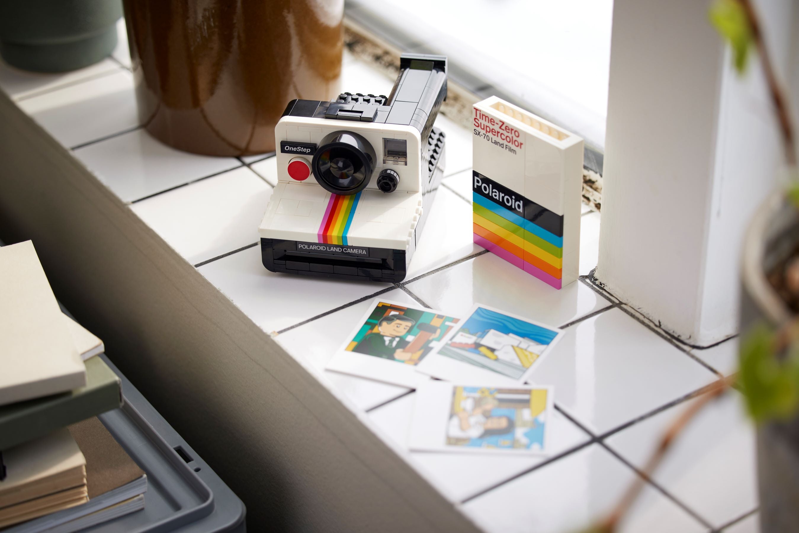 LEGO Ideas Polaroid OneStep SX-70 Camera model 516 pieces, imported from the UK