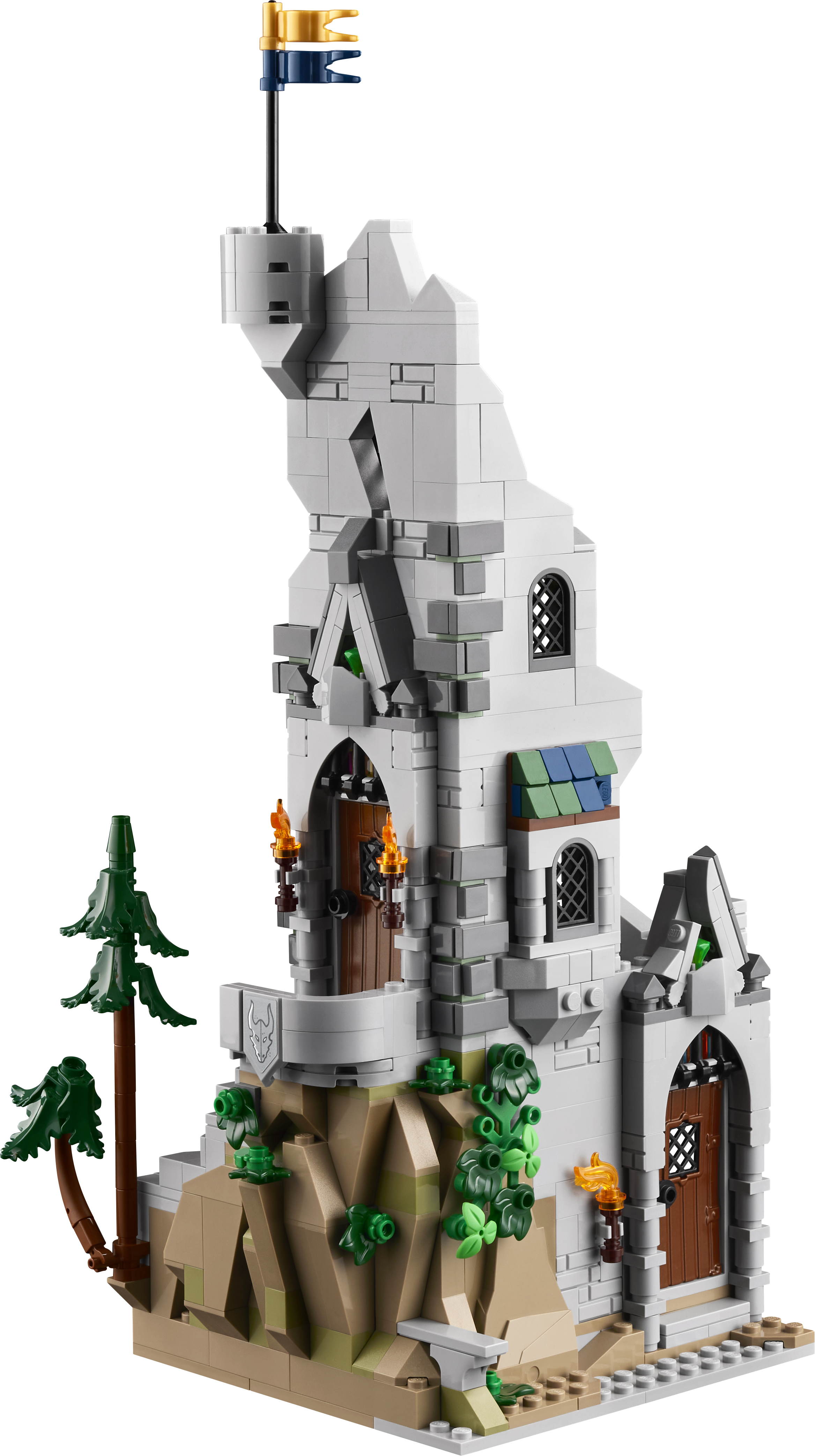 LEGO Dungeons & Dragons Red Dragon's Tale 3745-piece set, imported from the UK