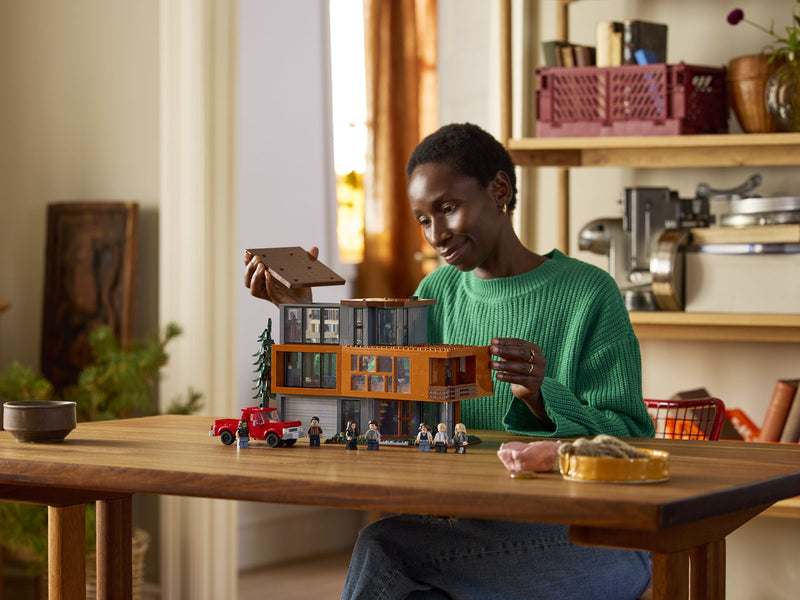 LEGO Twilight Cullen House 2001 pieces (British brand)