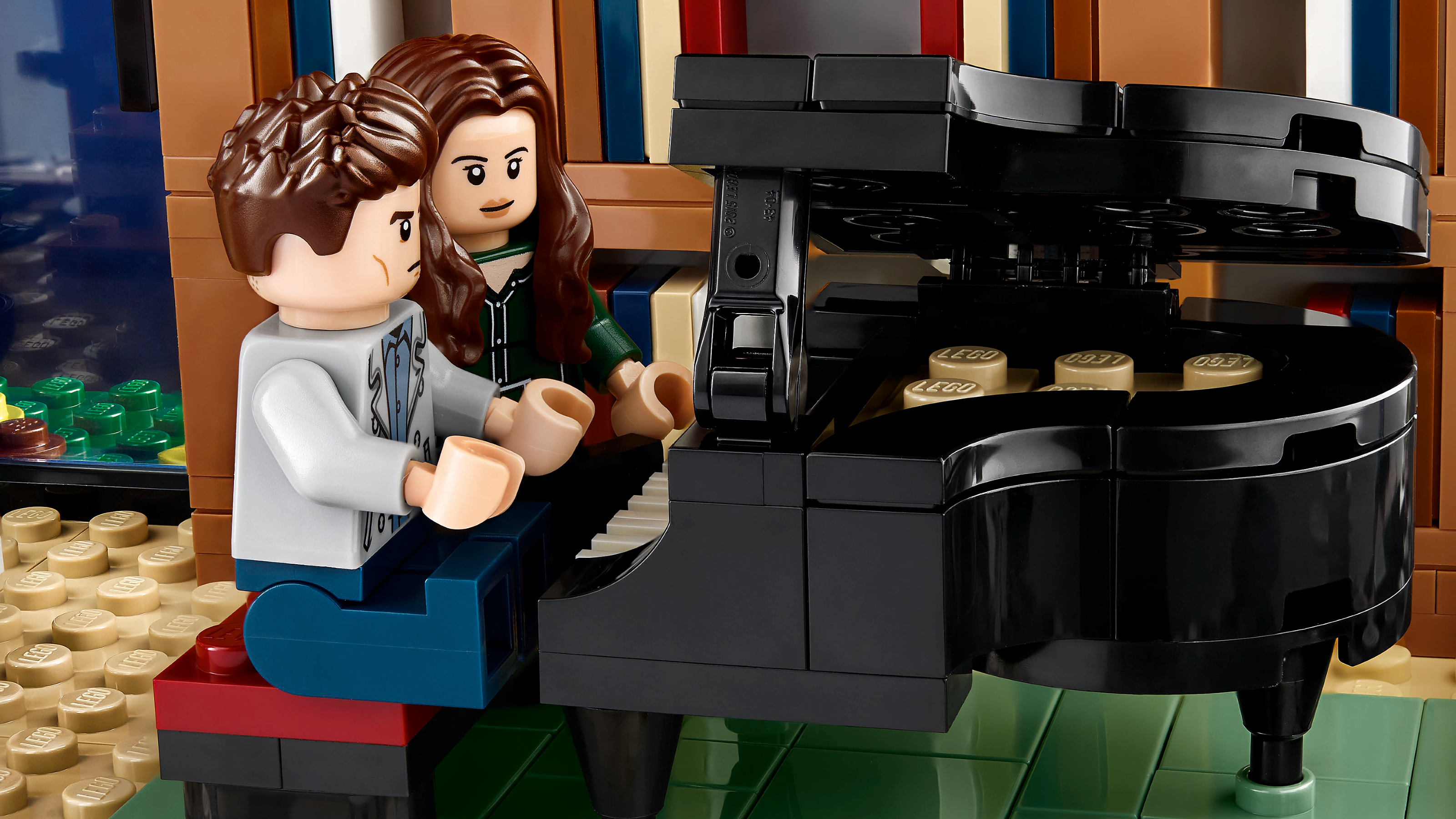 LEGO Twilight Cullen House 2001 pieces (British brand)