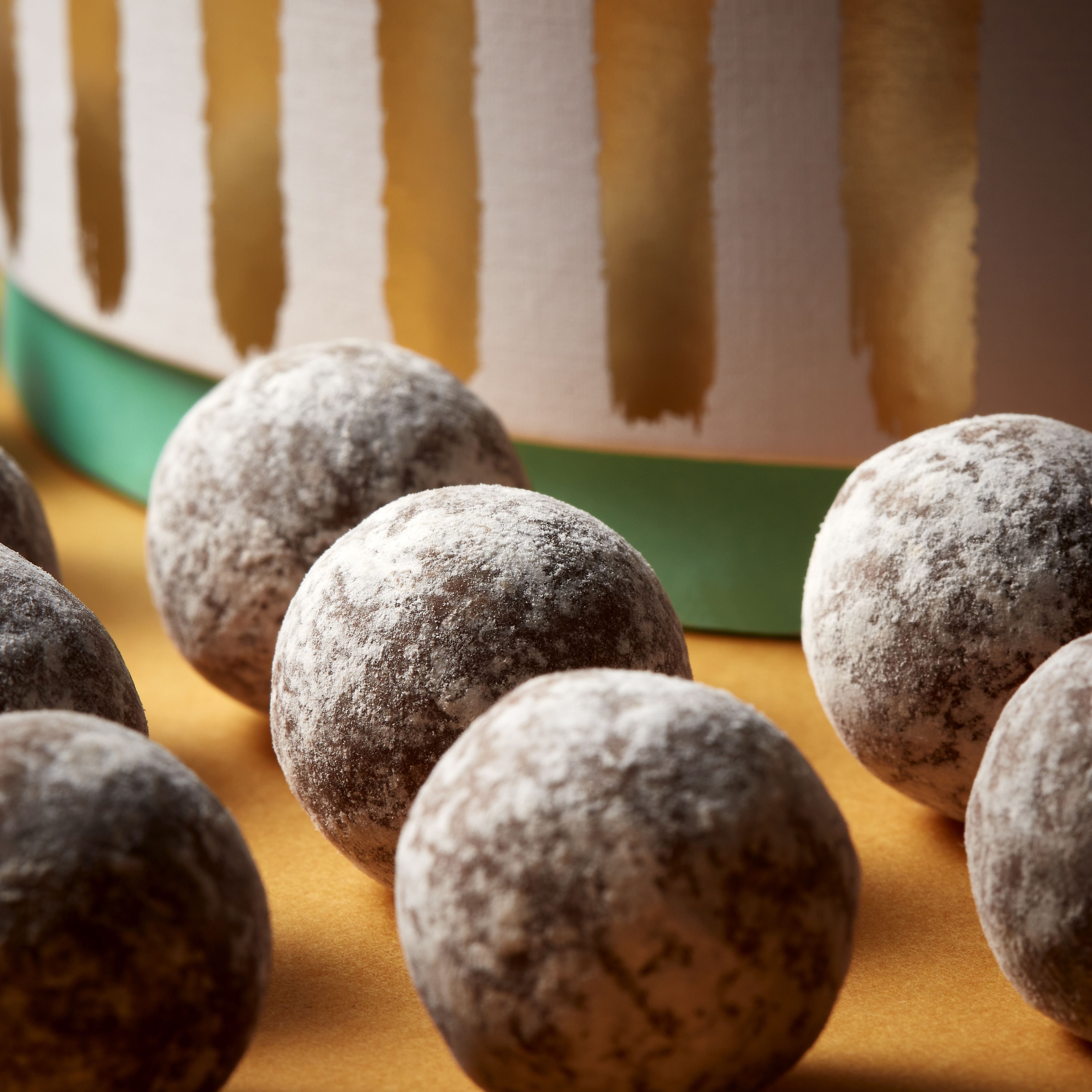 Fortnum's Marc de Champagne truffles 500g (British brand)