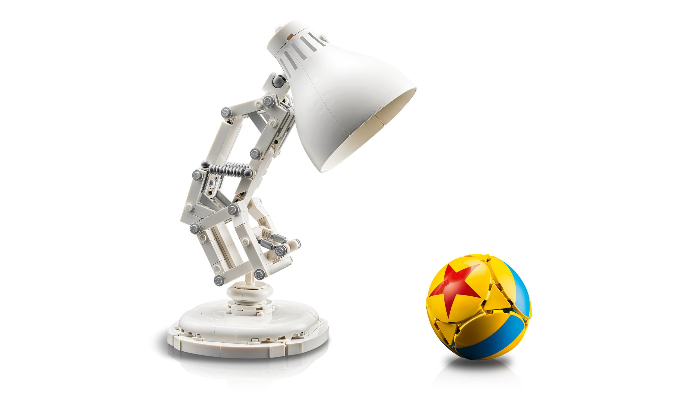 LEGO Disney Pixar Luxo Jr. 613 Pieces - British product