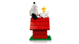 LEGO building set Snoopy's Doghouse 964 pieces, imported from the UK