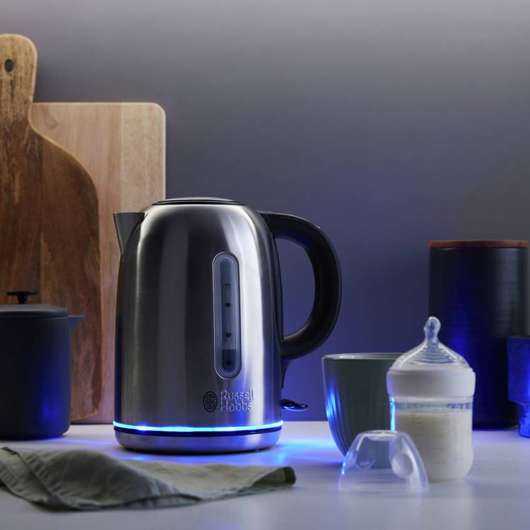 Russell Hobbs stainless steel quiet boil kettle 1.7 litre (British brand)