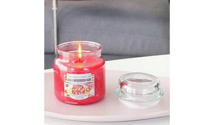 Yankee Candle Sugared Strawberries medium jar scented candle (British brand)