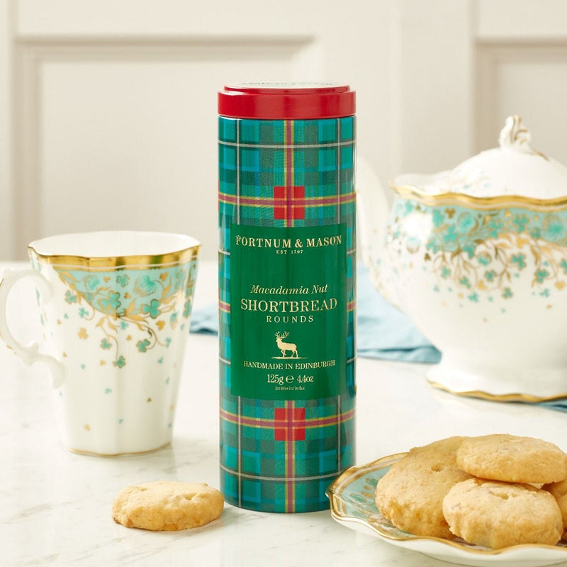 Fortnum's macadamia nut shortbread rounds 125g pack, UK version
