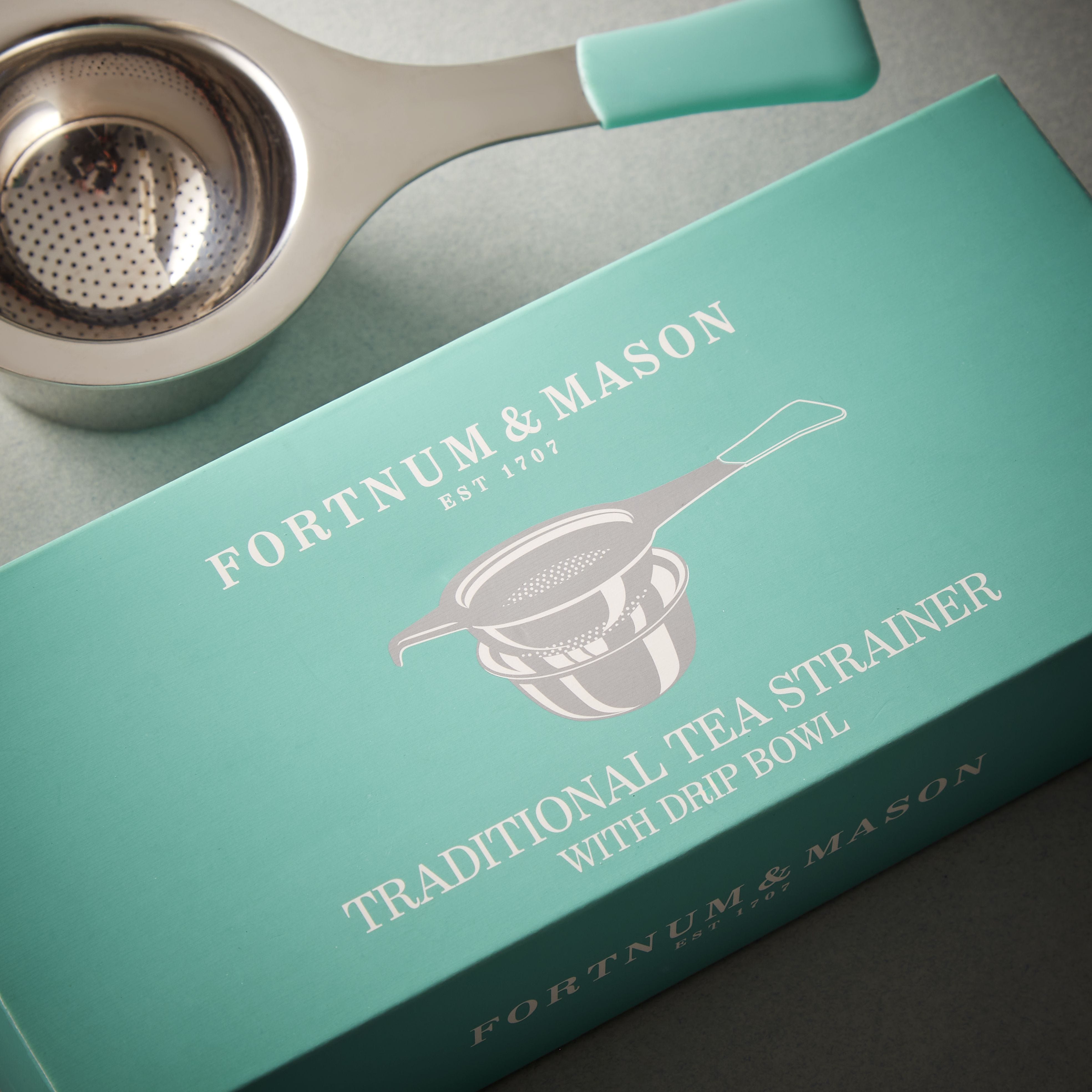 Fortnum's traditional tea strainer with silicone handle - British product