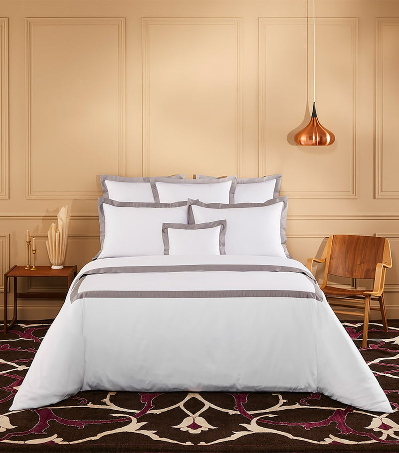 Yves Delorme Linea Platine Super King duvet cover (260cm x 220cm) (British brand)