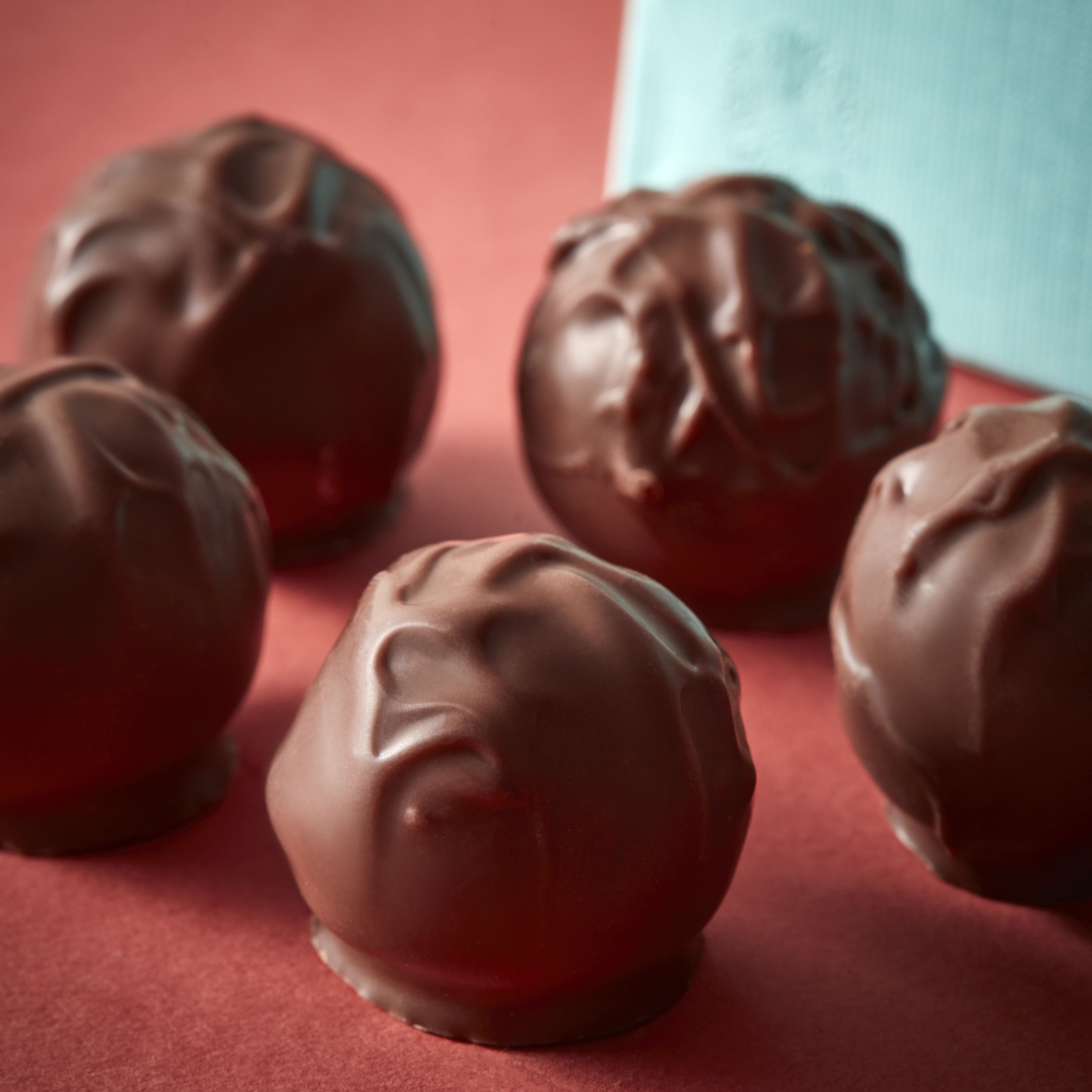 Fortnum & Mason mini shopper chocolate truffles 65g (British brand)