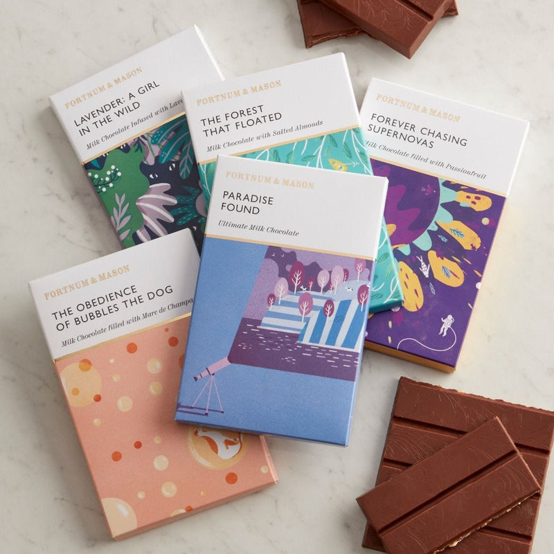 Assorted milk chocolate collection 465g with five flavoured bars, UK version