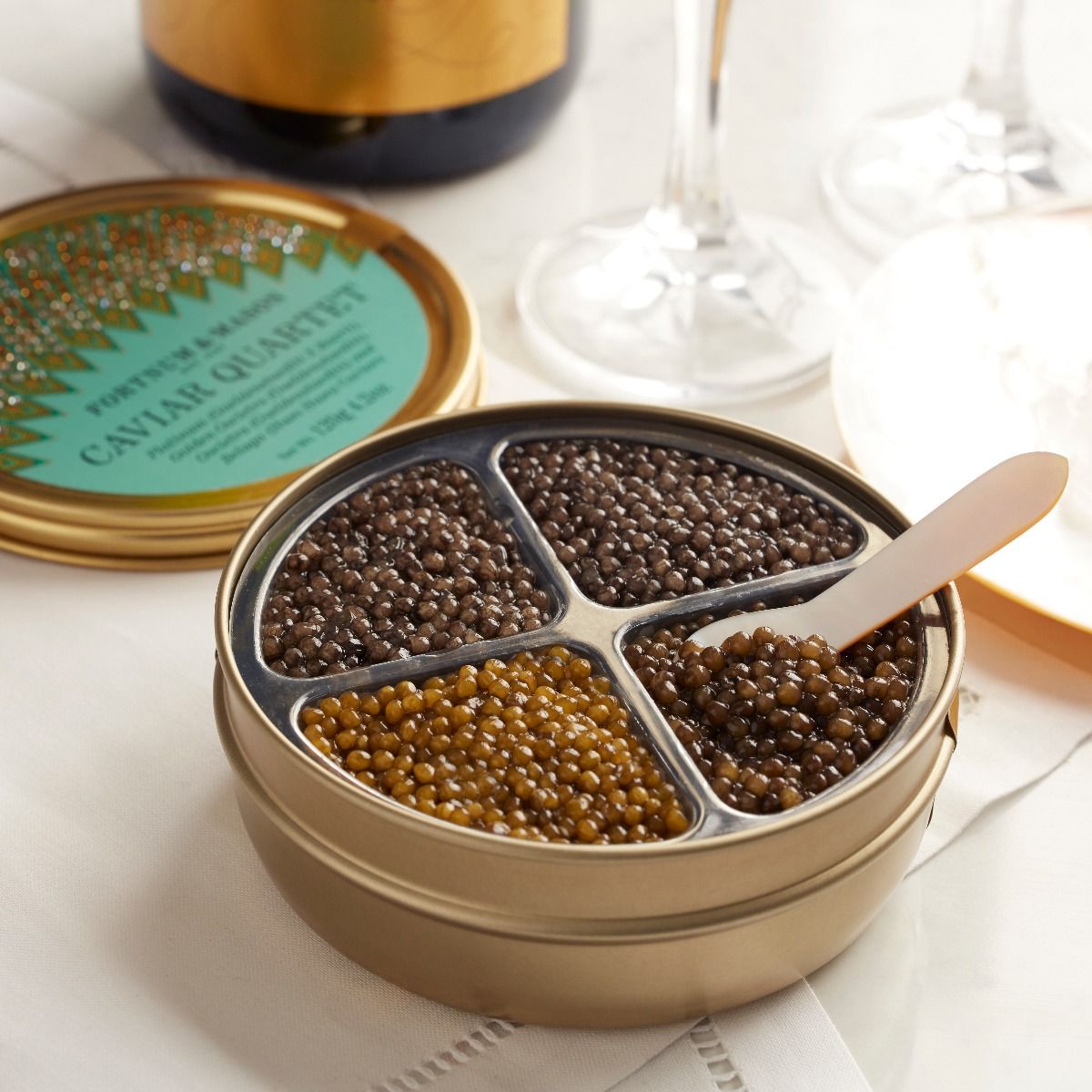 Caviar tasting quartet 120g with four varieties, imported from the UK