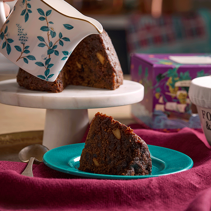 Fortnum's King George Christmas pudding in ceramic basin 907g - British product