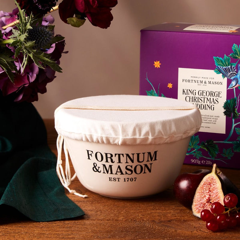 Fortnum's King George Christmas pudding in ceramic basin 907g - British product