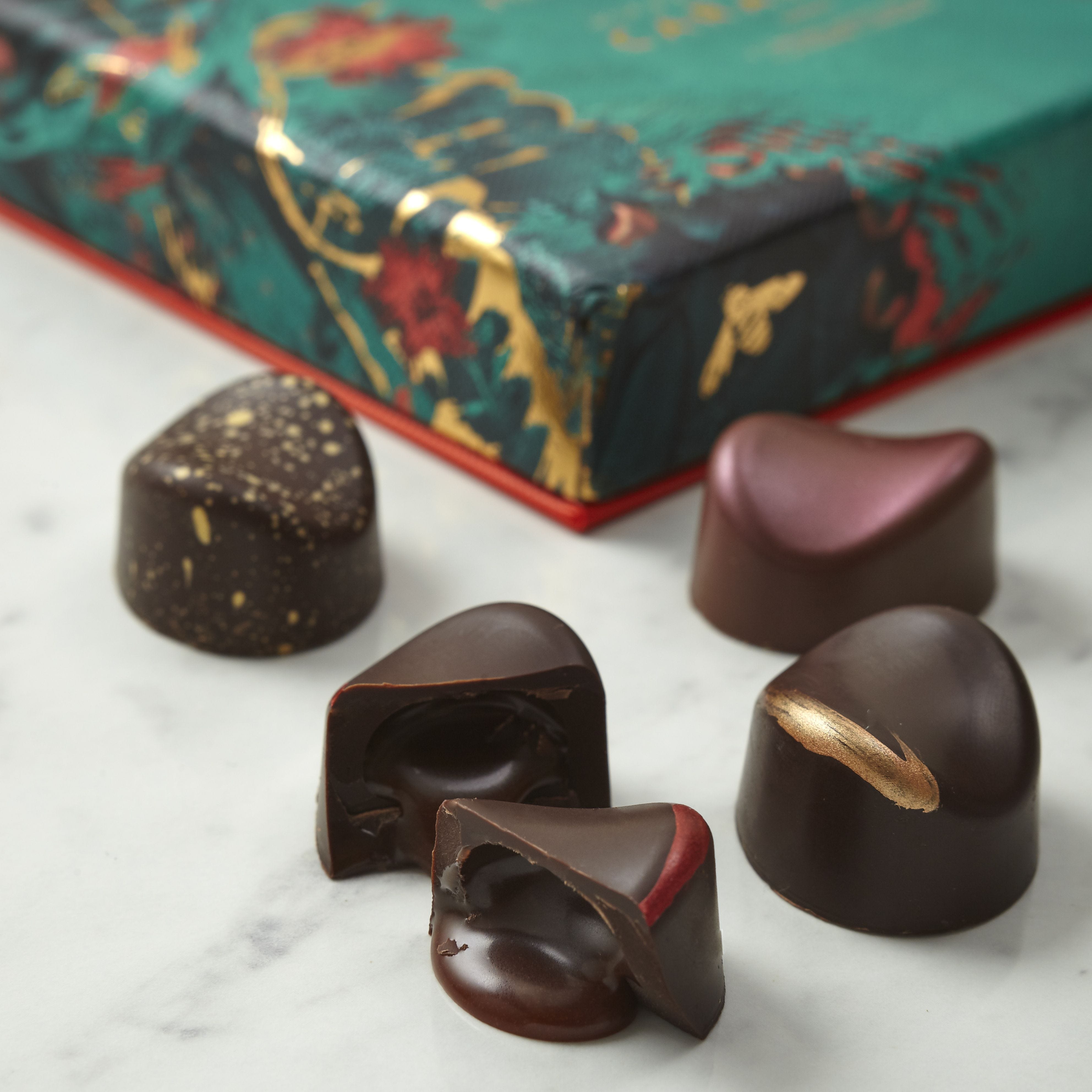 Fortnum's chocolate caramels selection box 108g (British brand)