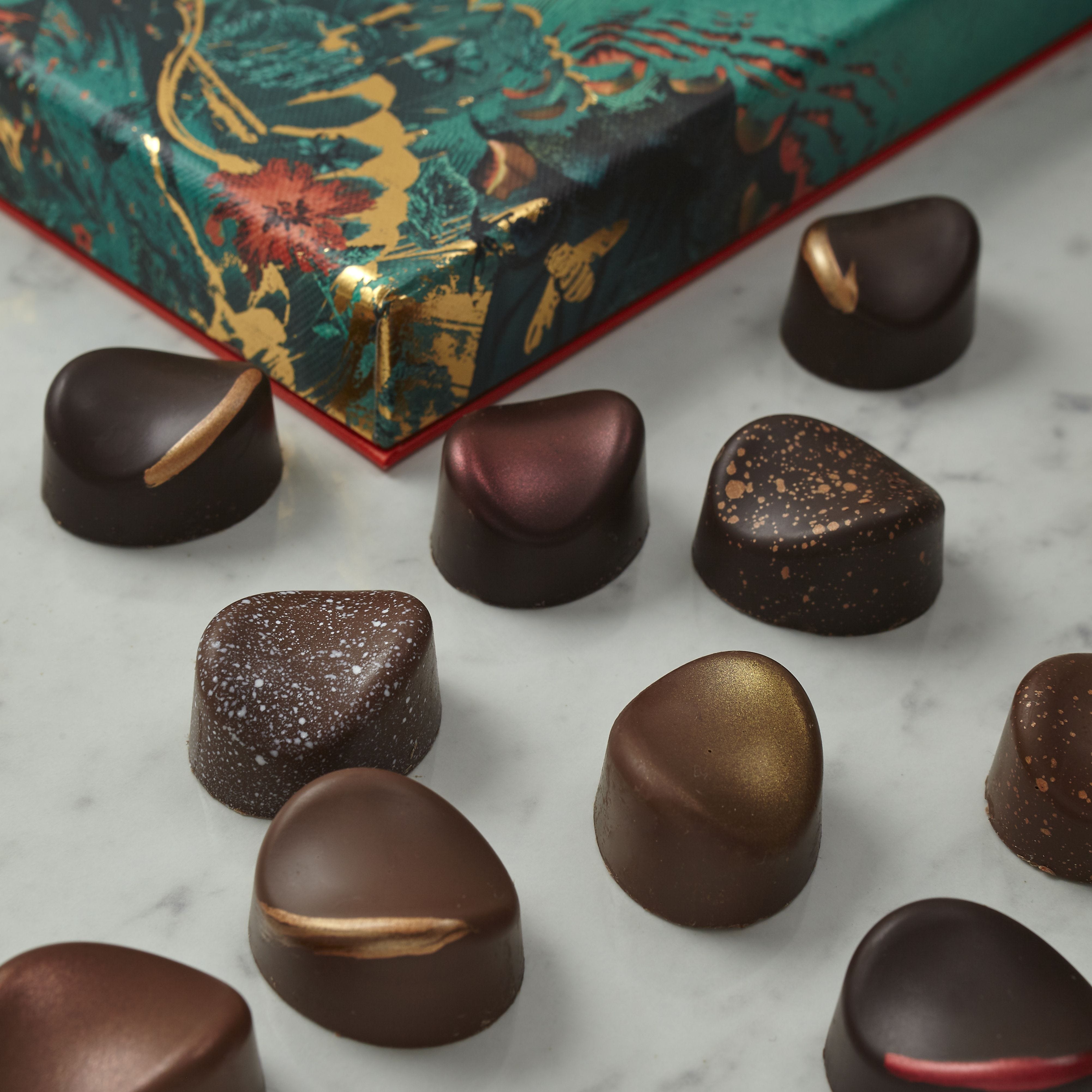 Fortnum's chocolate caramel selection box 288g (British brand)