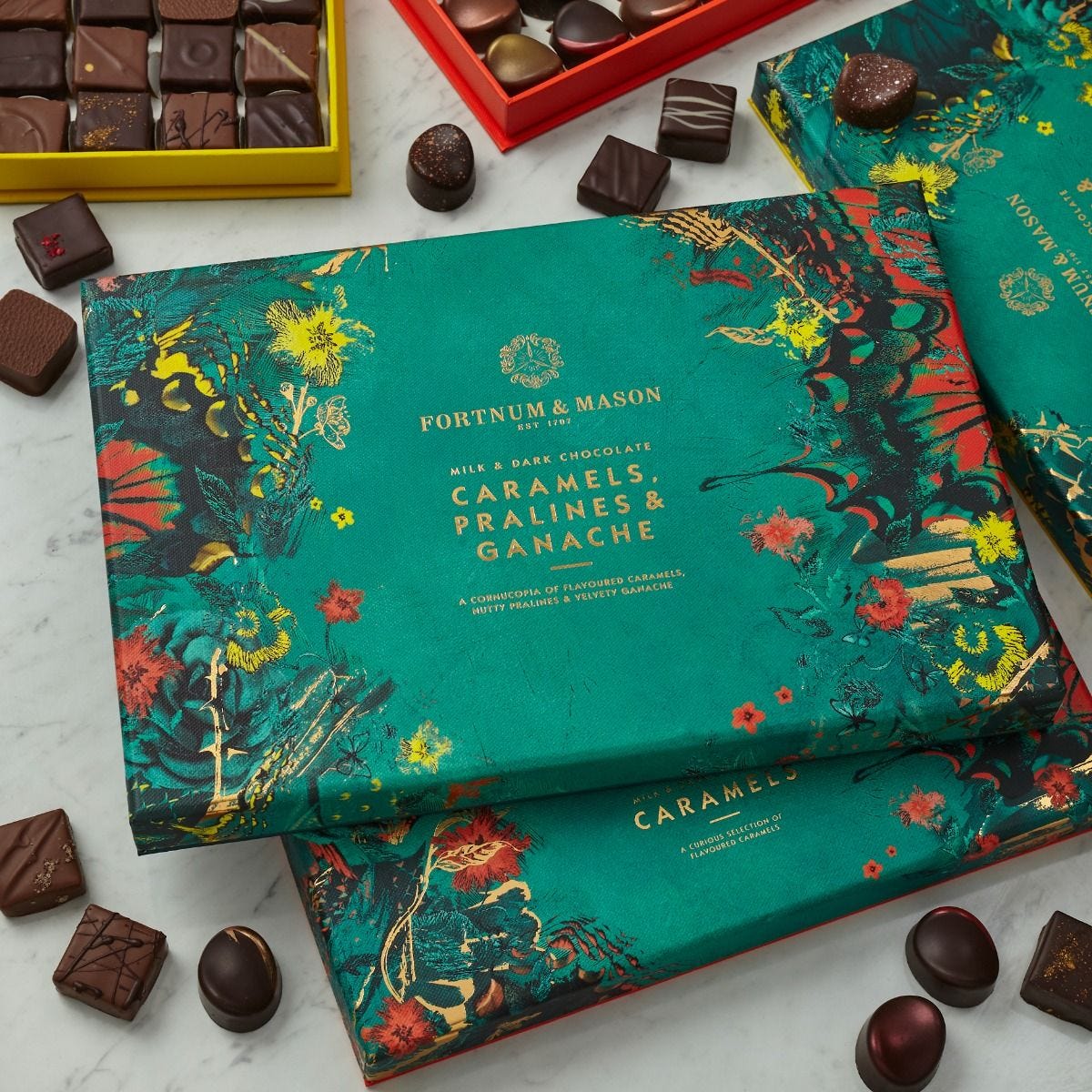 Fortnum's chocolate selection box 54-piece 510g, imported from the UK