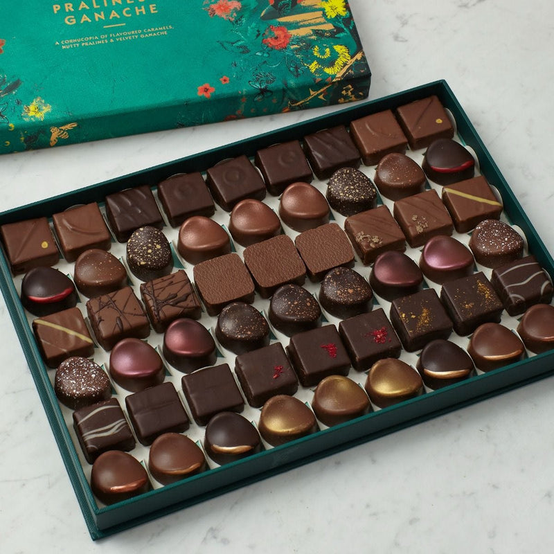 Fortnum's chocolate selection box 54-piece 510g, imported from the UK