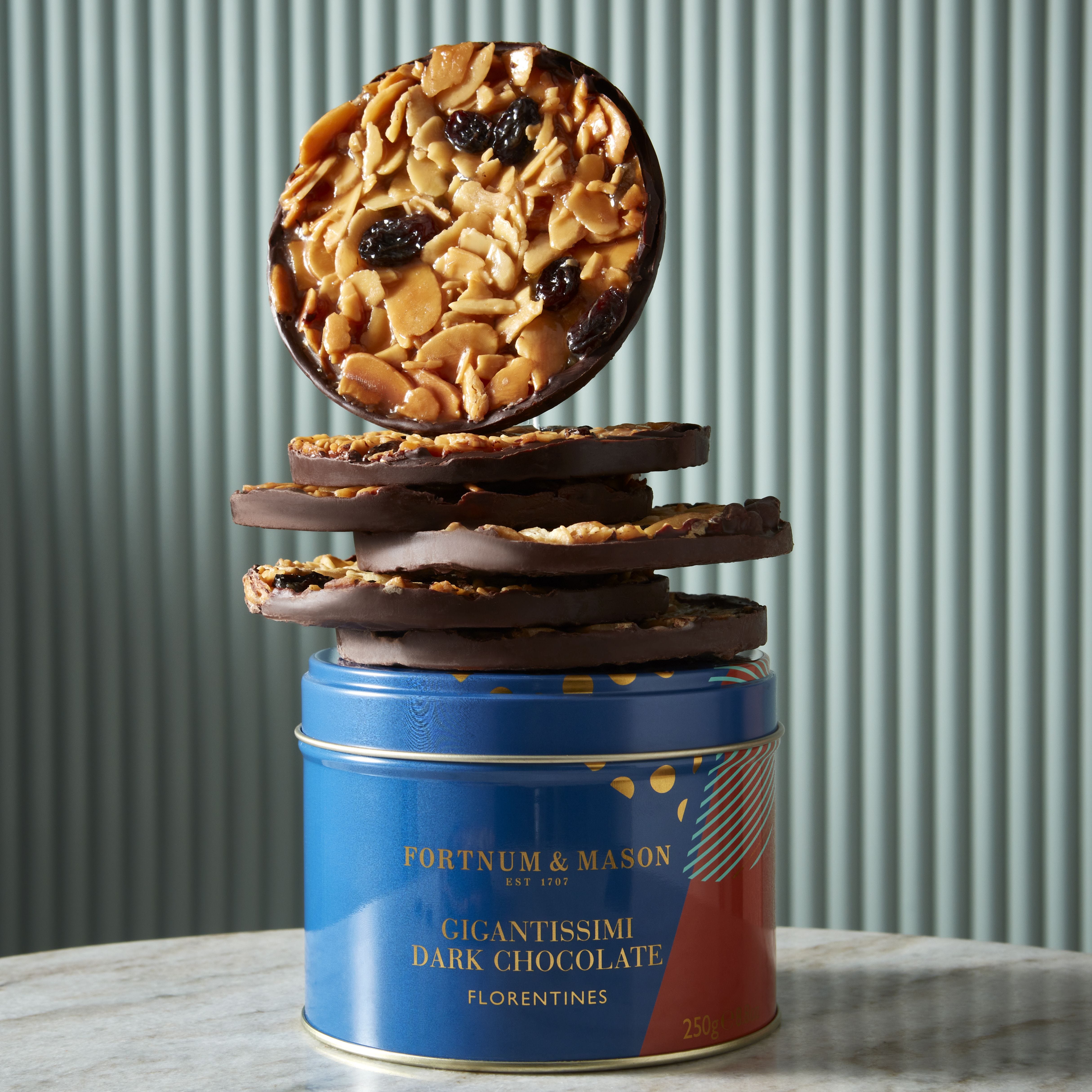 Gigantissimi dark chocolate florentines with almonds 250g (British brand)
