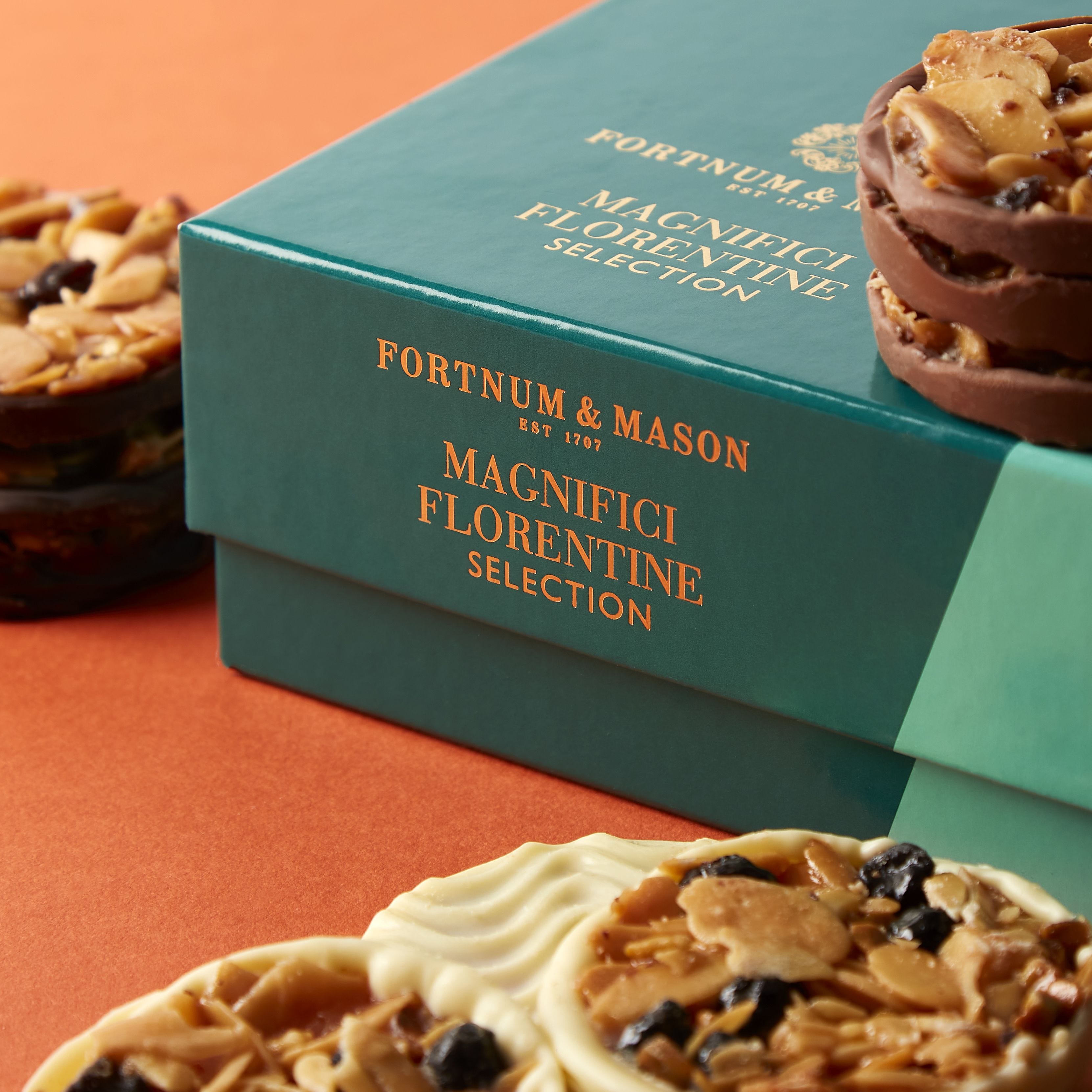 Magnifici Florentine Selection chocolate tin 456g (British brand)