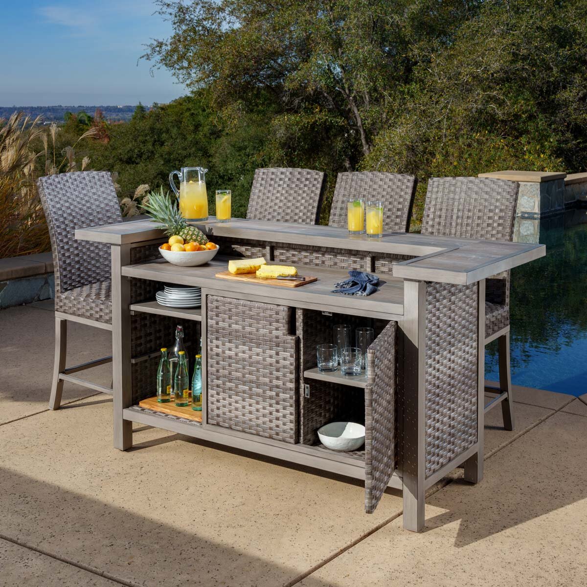 SunVilla Taylor 5 Piece High Dining Wicker Bar Set + Cover GOODS Costco UK