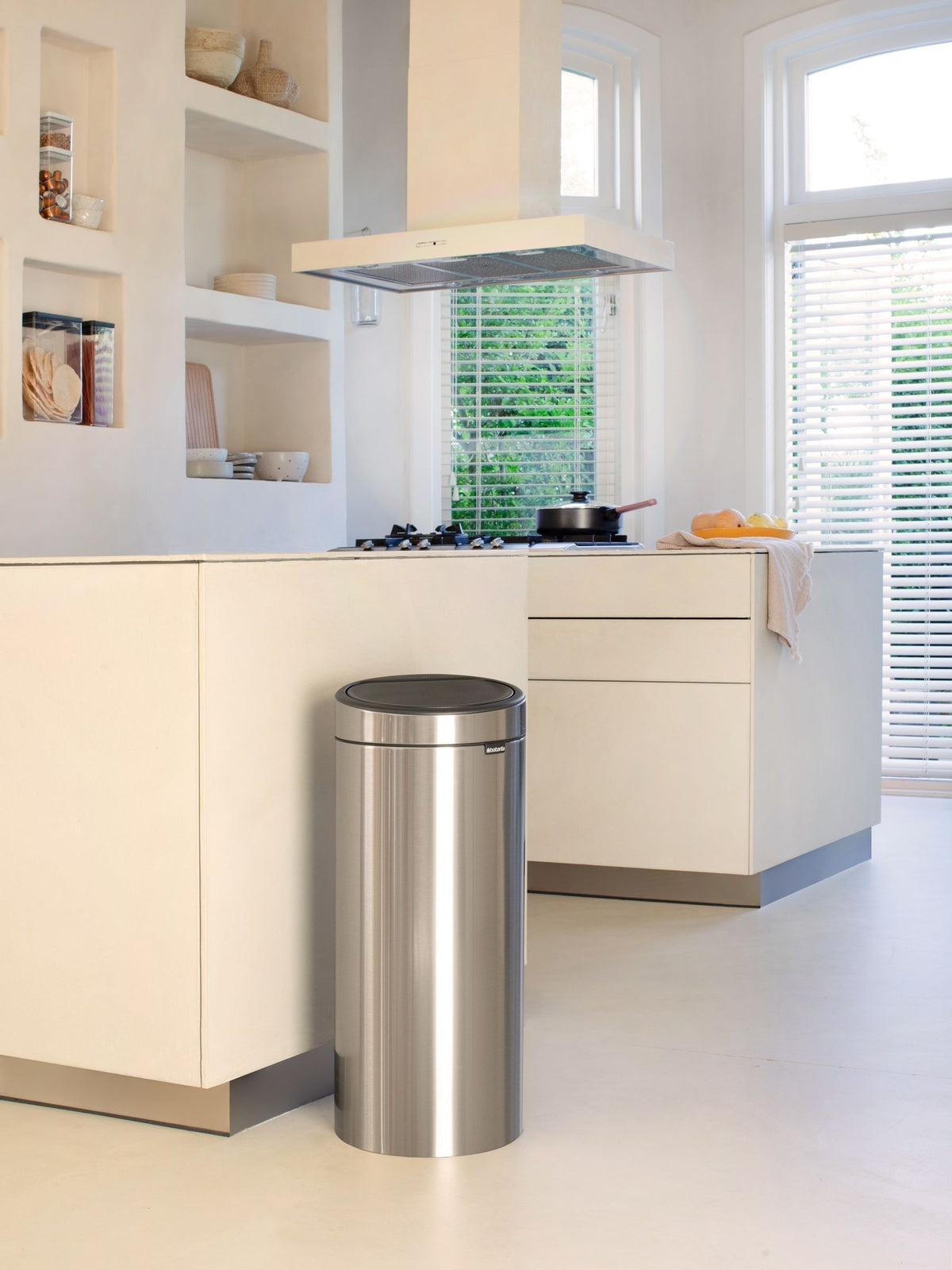 Brabantia Brilliant Steel Touch Kitchen Bin 30L