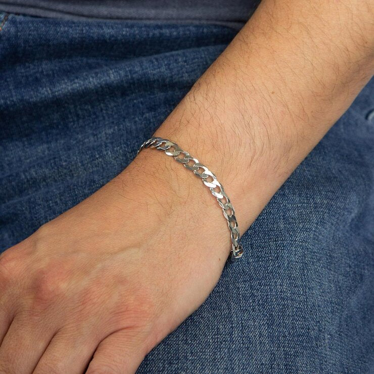 Fred Bennett heavyweight diamond cut curb chain bracelet 22cm, imported from the UK