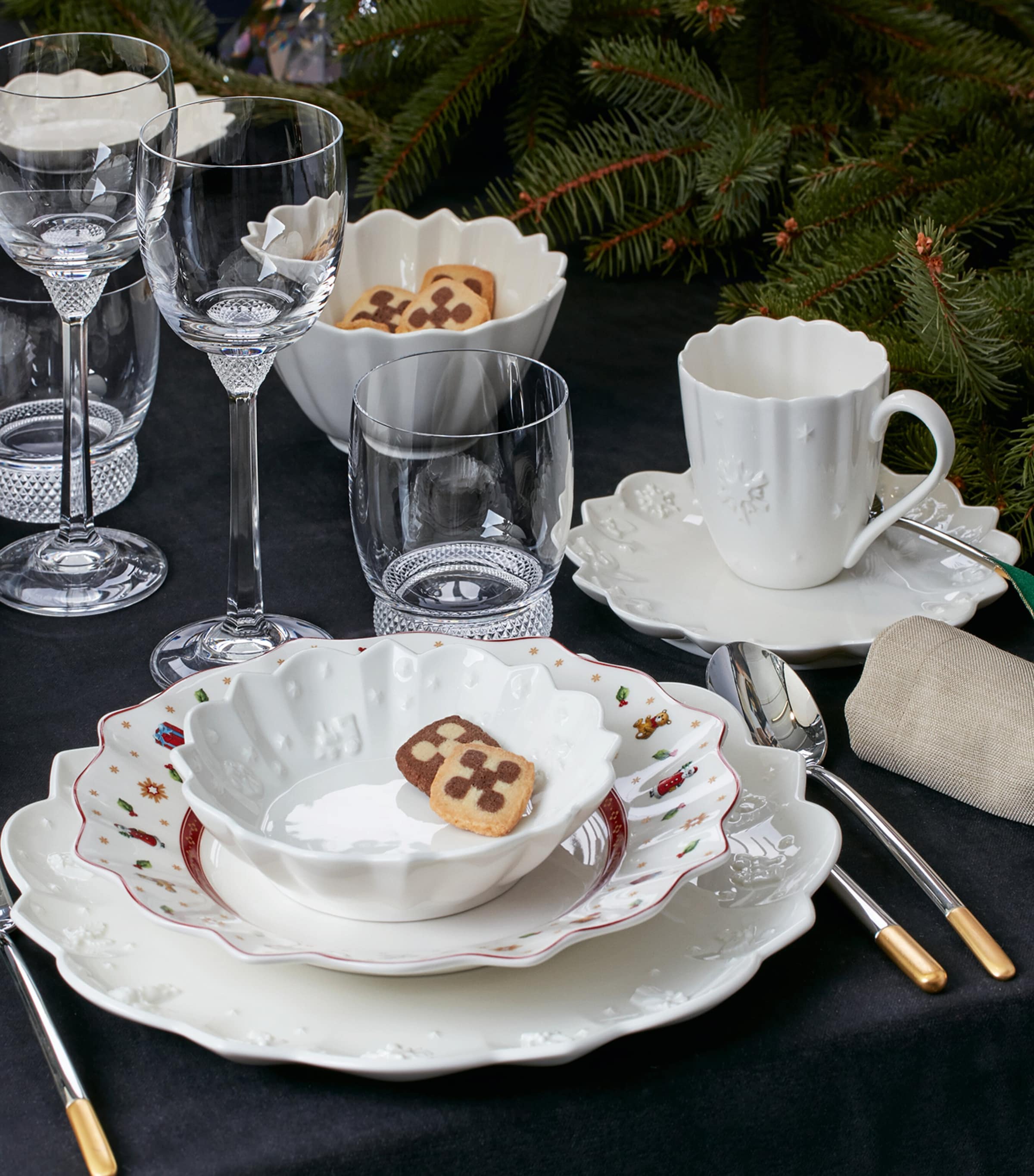 Villeroy & Boch Toy's Delight Royal Classic bowl 17.5cm (British brand)